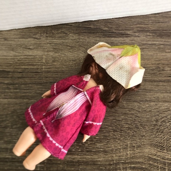 Vintage 1980s Victoria Plum Doll - Picture 6 of 13